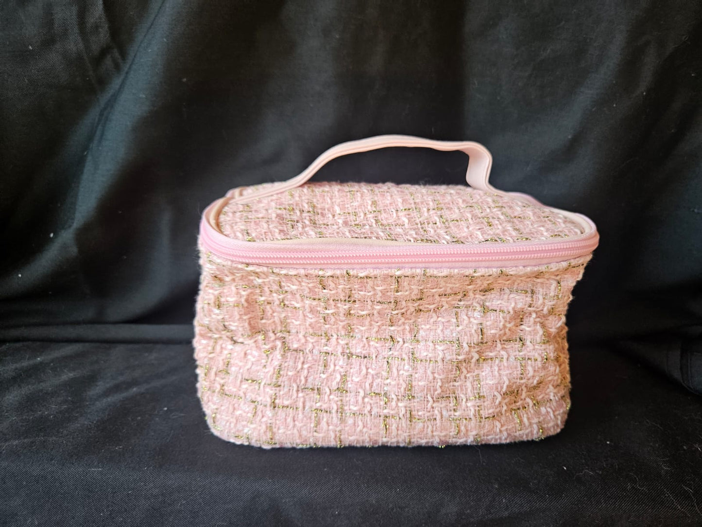 Makeup bag with accessories